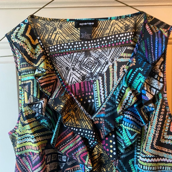 Multicolor Geometric Pattern Women's Top - Picture 2 of 5